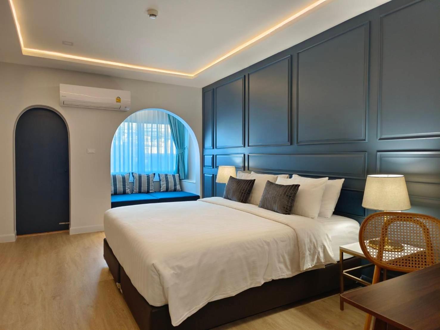 Regent Ramkhamhaeng 22 Hotel Bangkok Exterior photo