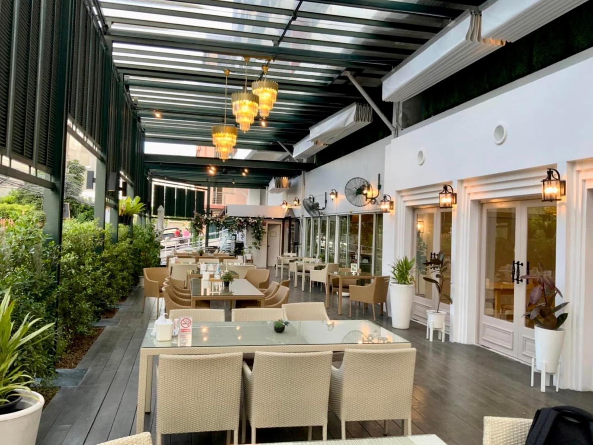 Regent Ramkhamhaeng 22 Hotel Bangkok Exterior photo