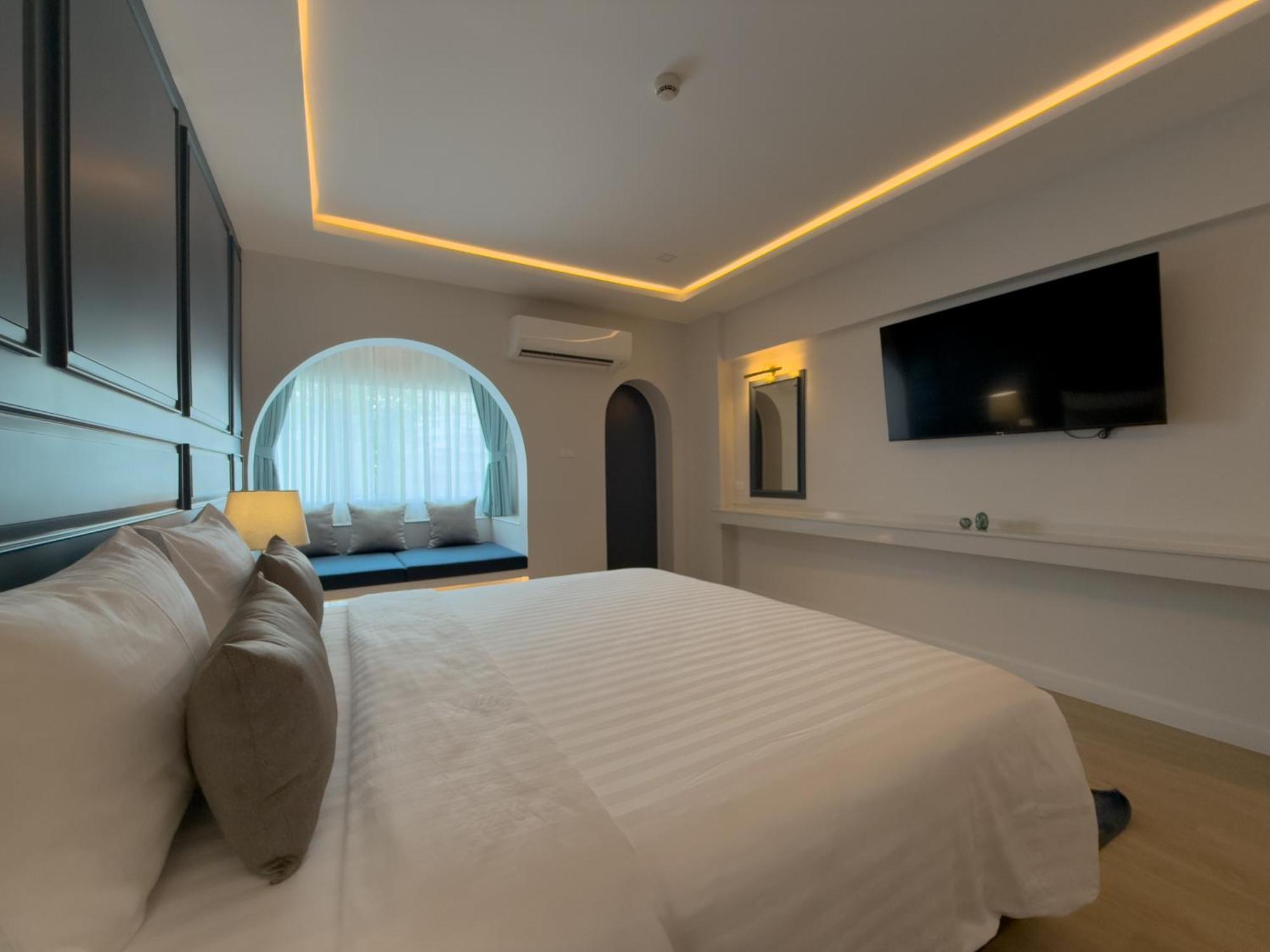Regent Ramkhamhaeng 22 Hotel Bangkok Exterior photo