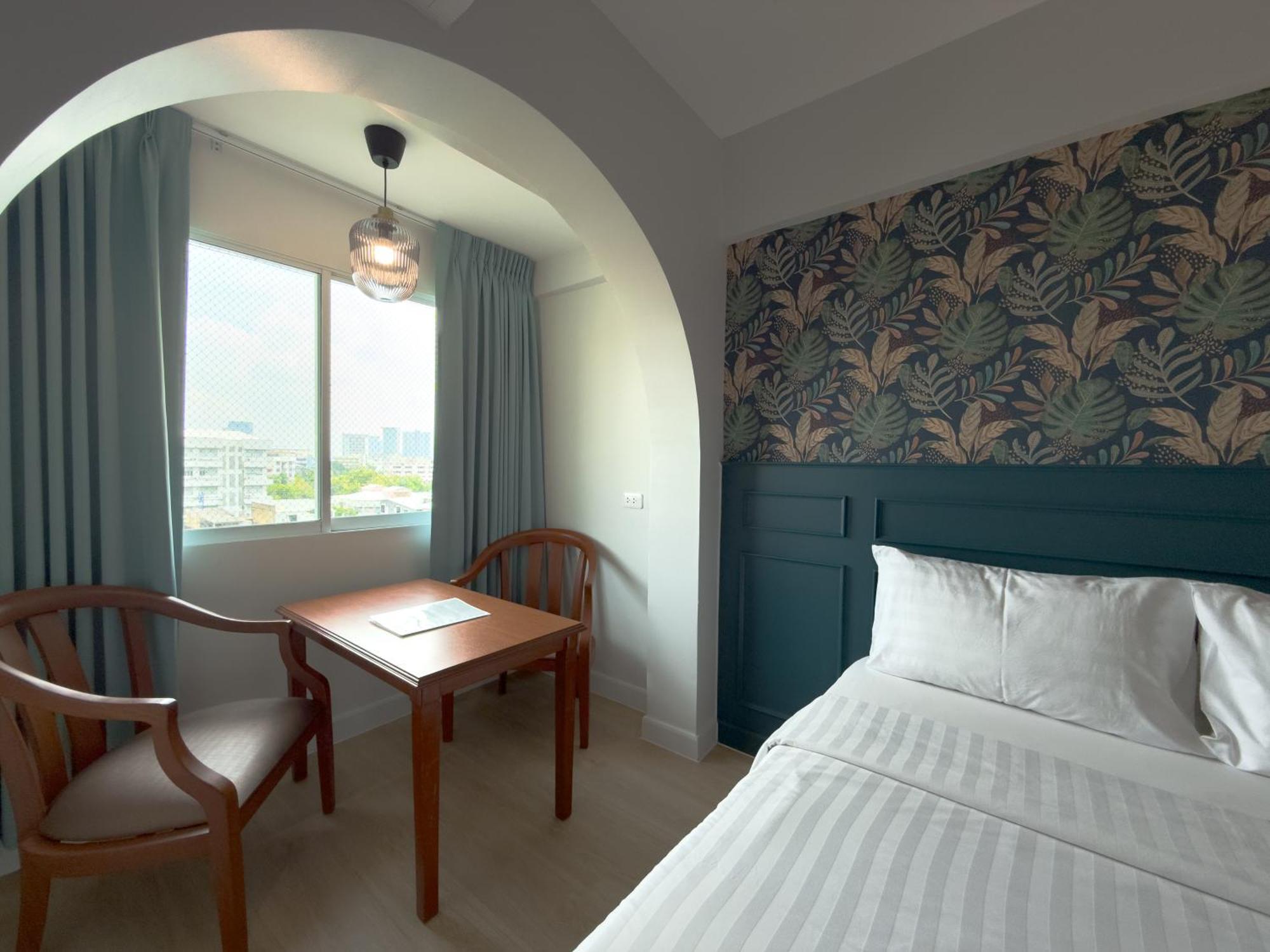Regent Ramkhamhaeng 22 Hotel Bangkok Exterior photo