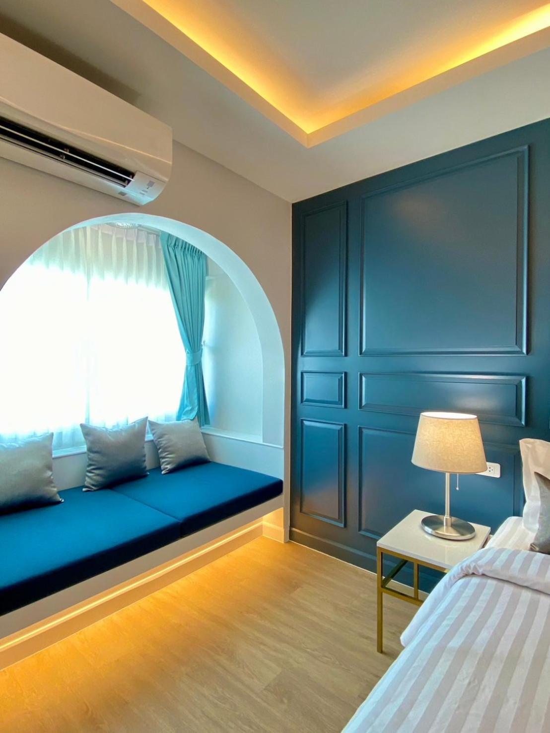 Regent Ramkhamhaeng 22 Hotel Bangkok Exterior photo
